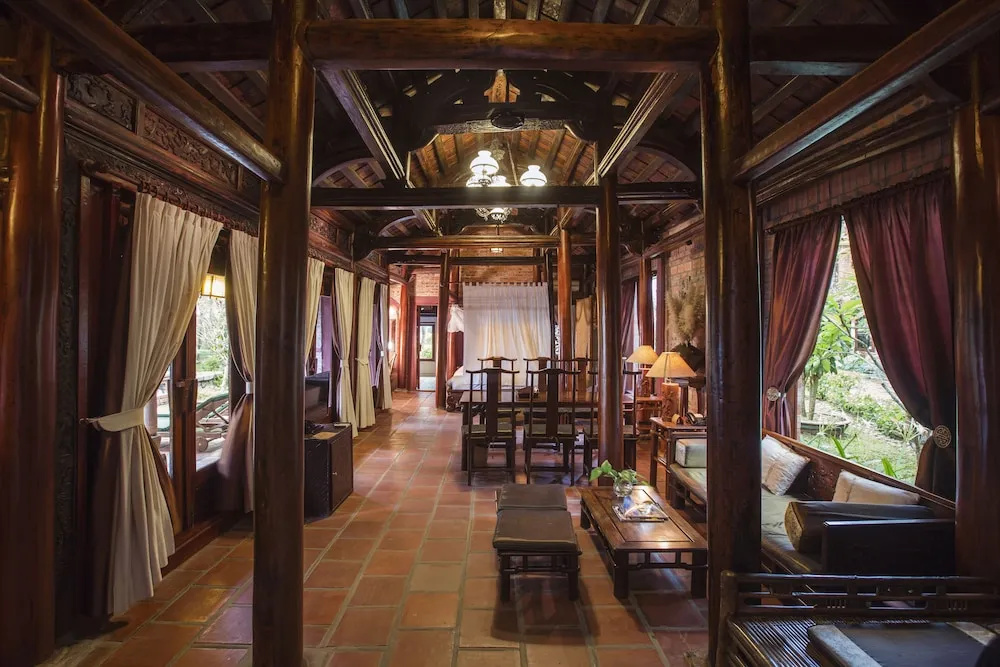 Double Villa with balcony (full double bed)
