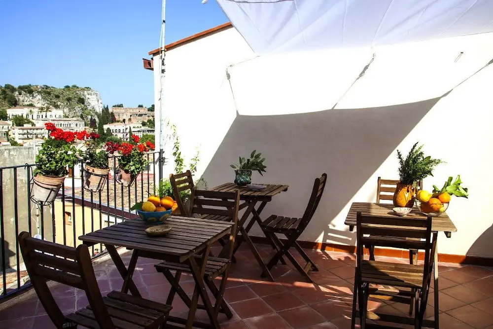 Casa Mediterraneo