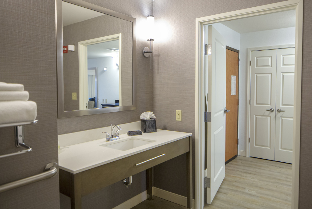 Holiday Inn Bloomington-Airport by IHG - Général