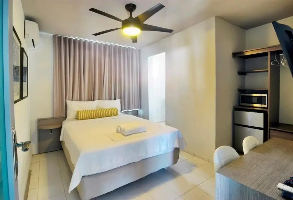 Economy room