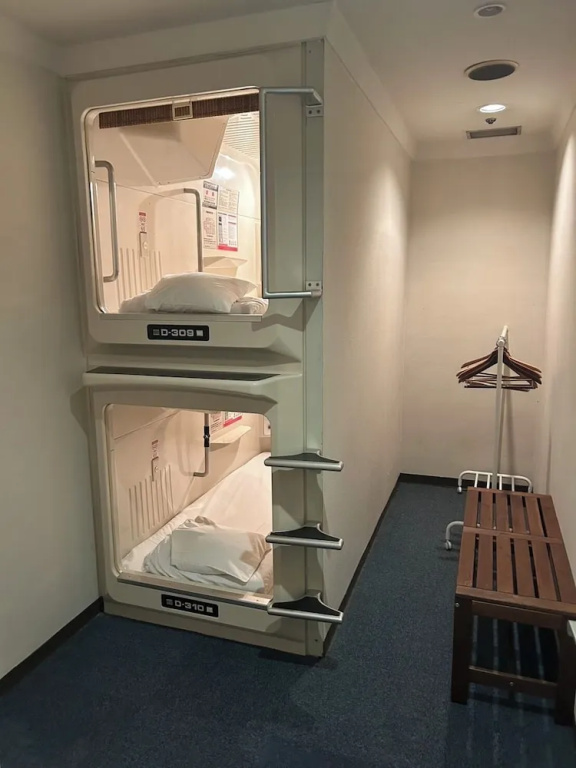 Men's only Capsule Hotel Asahi Plaza Shinsaibashi 사진 5
