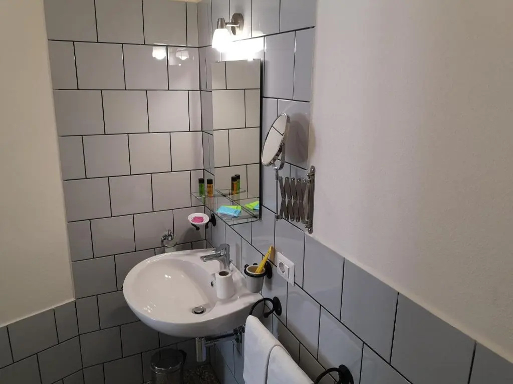 Standard Double room (full double bed)