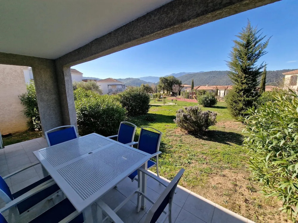 T3 R Sidence Piscine Casa d Orinaju H57
