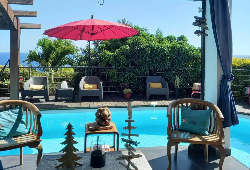 Suite INDIGO JACUZZI PRIVE PISCINE VUE MER acces cuisine laverie