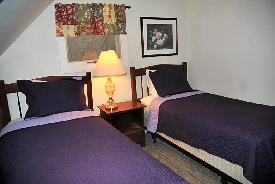 2 Bedrooms Suite