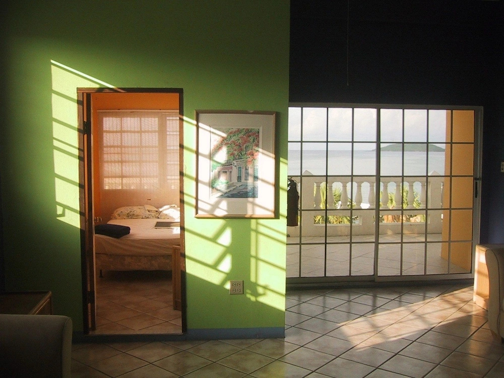 2 Bedrooms Deluxe Suite with balcony