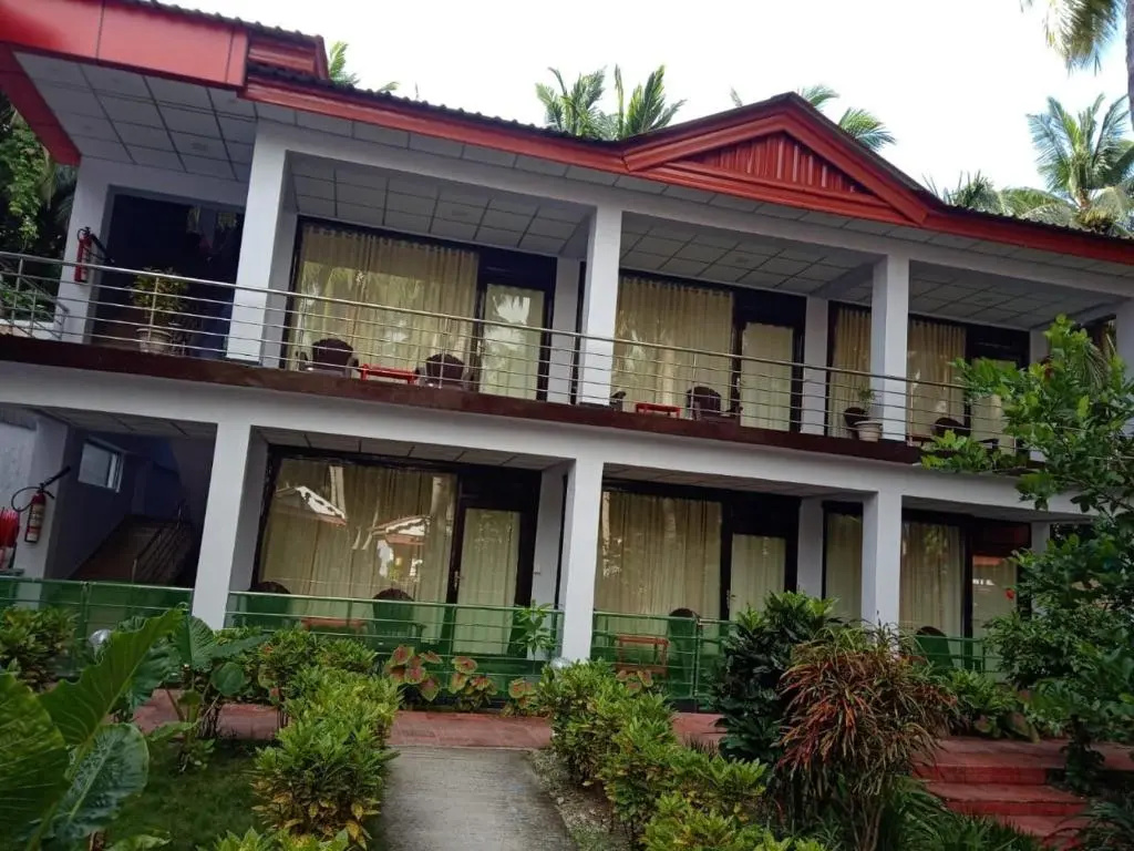 Deluxe Double room with balcony and with sea view (full double bed)