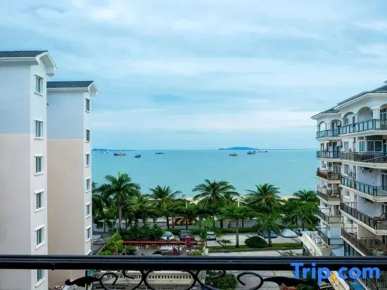 Deyu Seaview Apartment