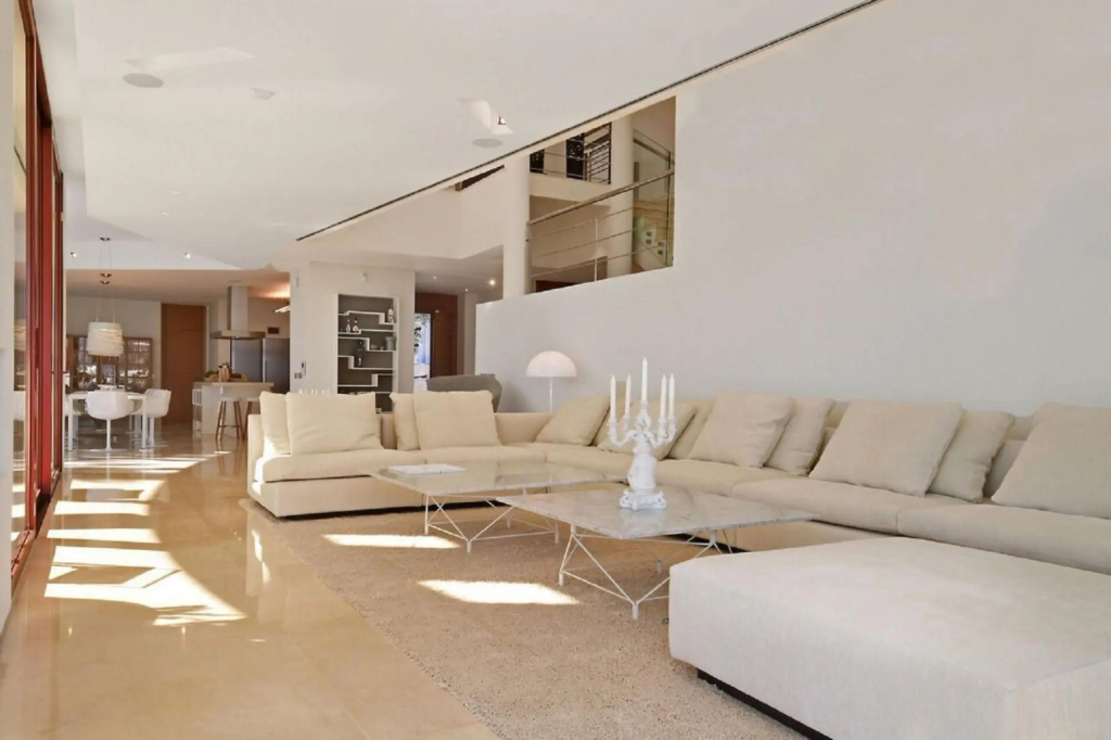 30290 - Stunning Luxury Unique Villa