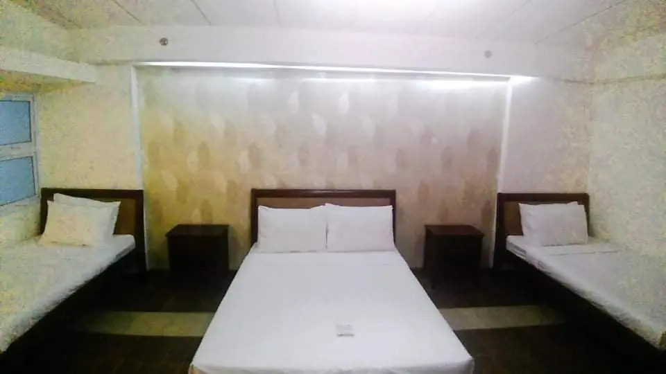 Economy room