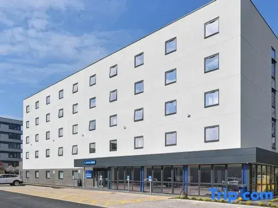Travelodge Poole North