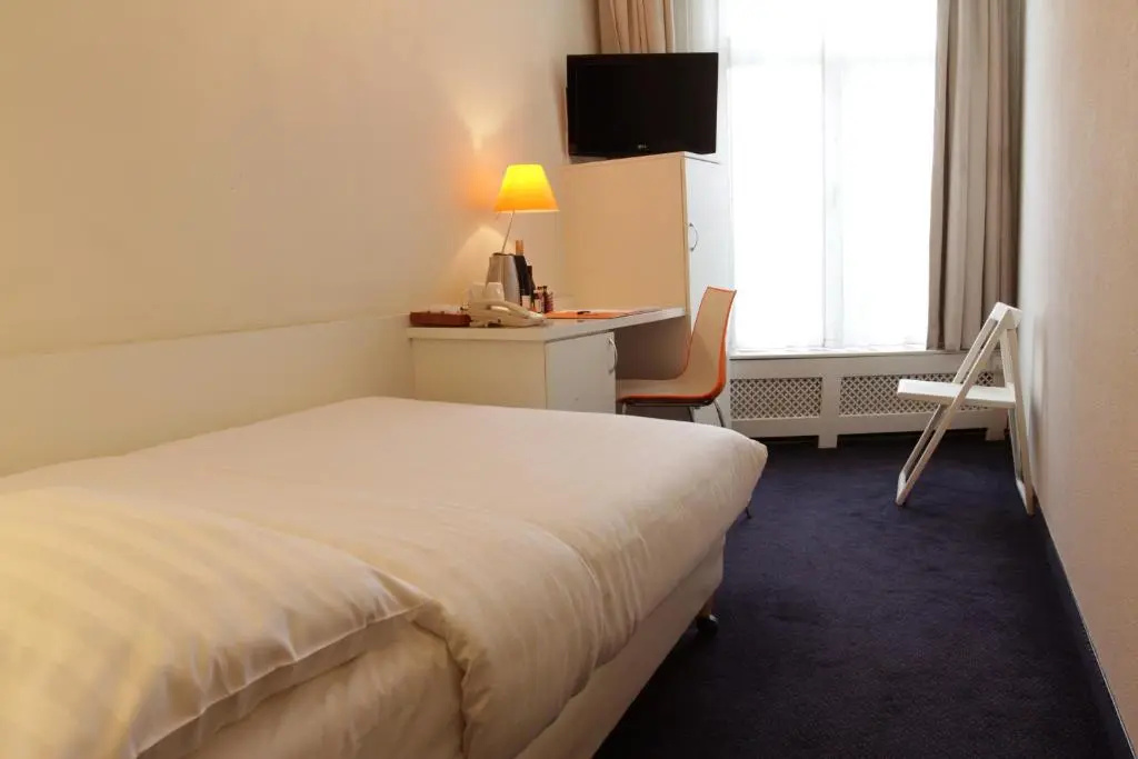 Hotel Multatuli - Chambres
