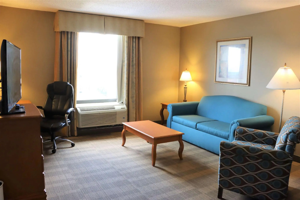 Double Suite (full double bed)