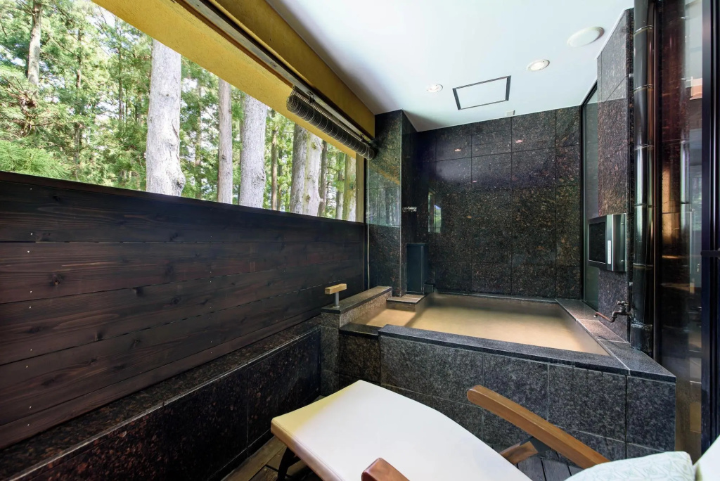 Hakone Suishoen — 4