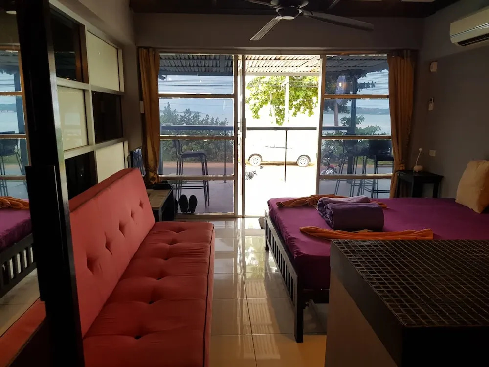 Superior Double room (full double bed)