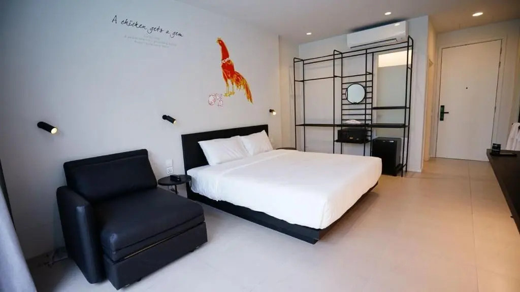 Deluxe Double room with balcony (full double bed)