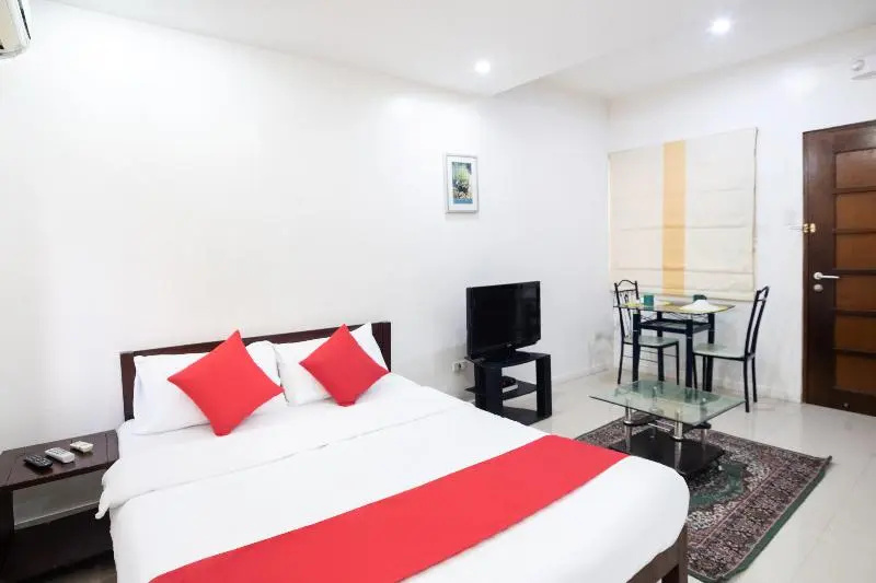 Standard Double room (full double bed)