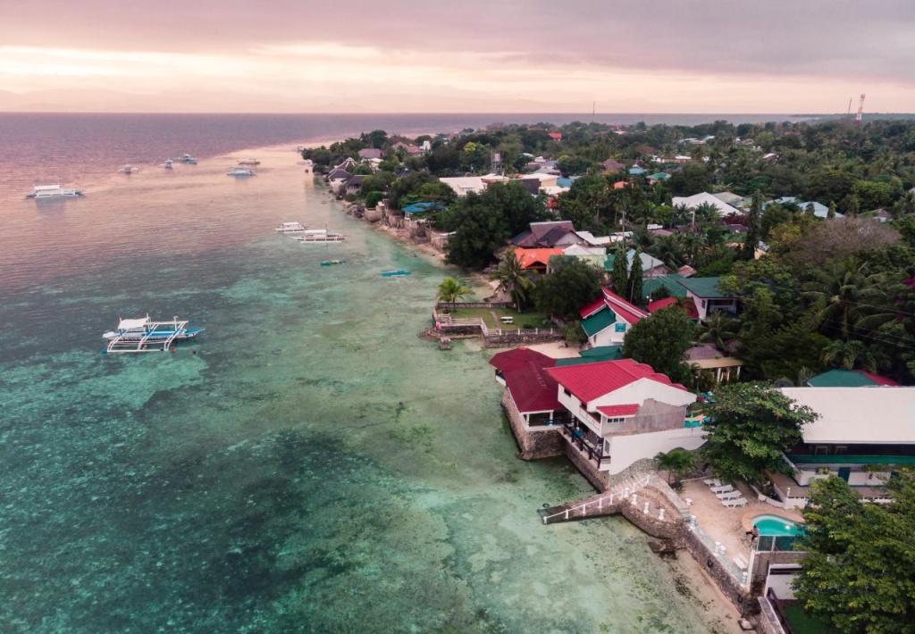 Beach & Waterfront