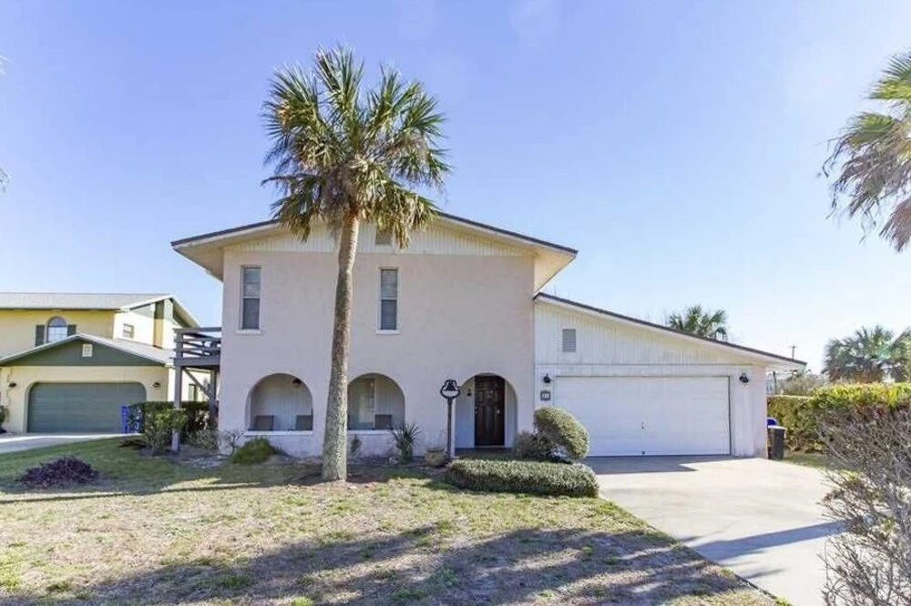 3br/2ba Seaside - 600 Feet From The Beach - Sleeps 6 3 Bedroom Home