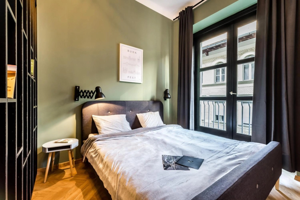 BpR Emerald City Apartment