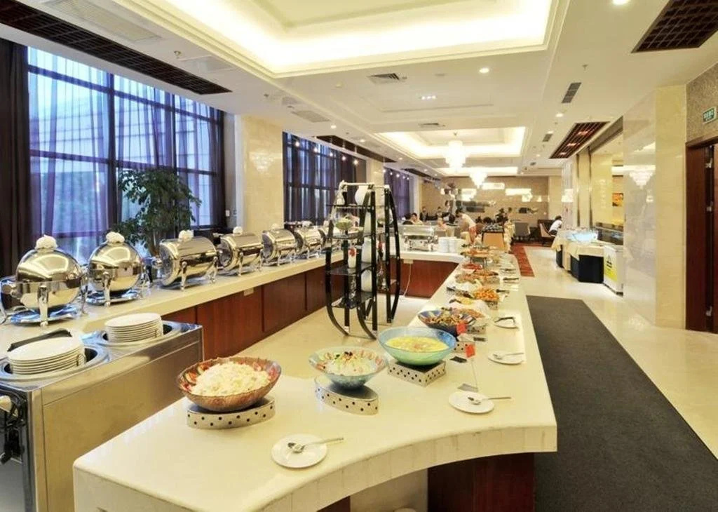 Food & Beverage