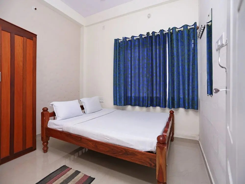 OYO 9376 Home Cozy 2BHK Madikeri Fort
