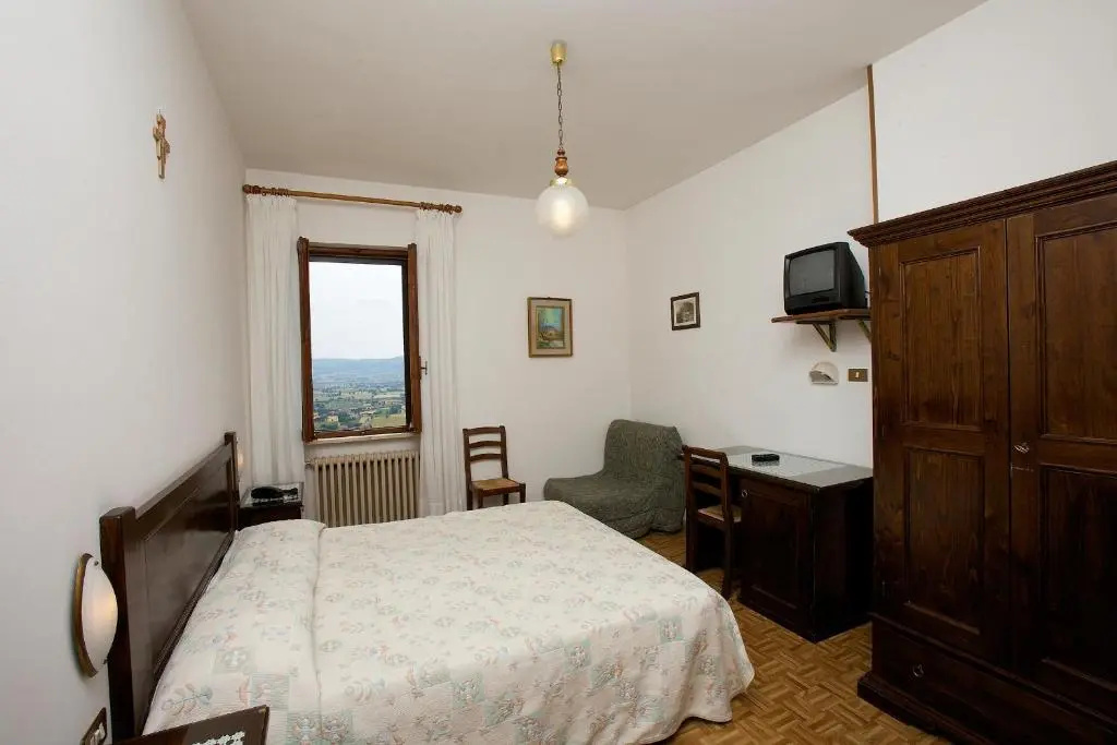 Standard Double room full double bed