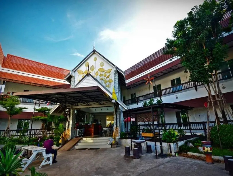 Thatphanom Place - Chambres
