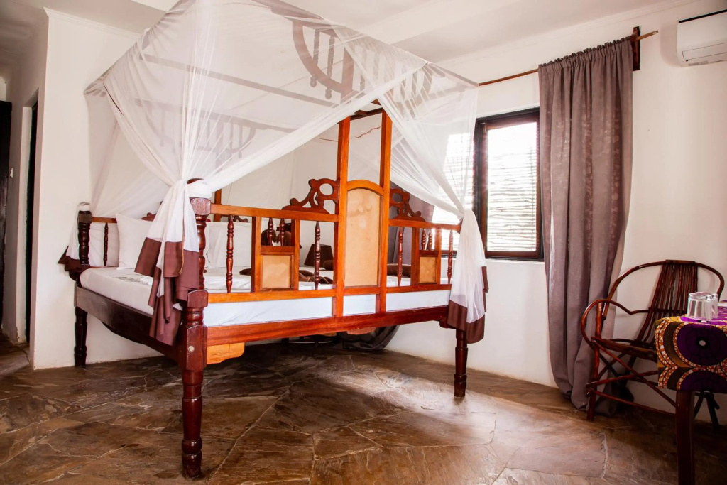 Moonshine Uroa Boutique Hotel - фото 7