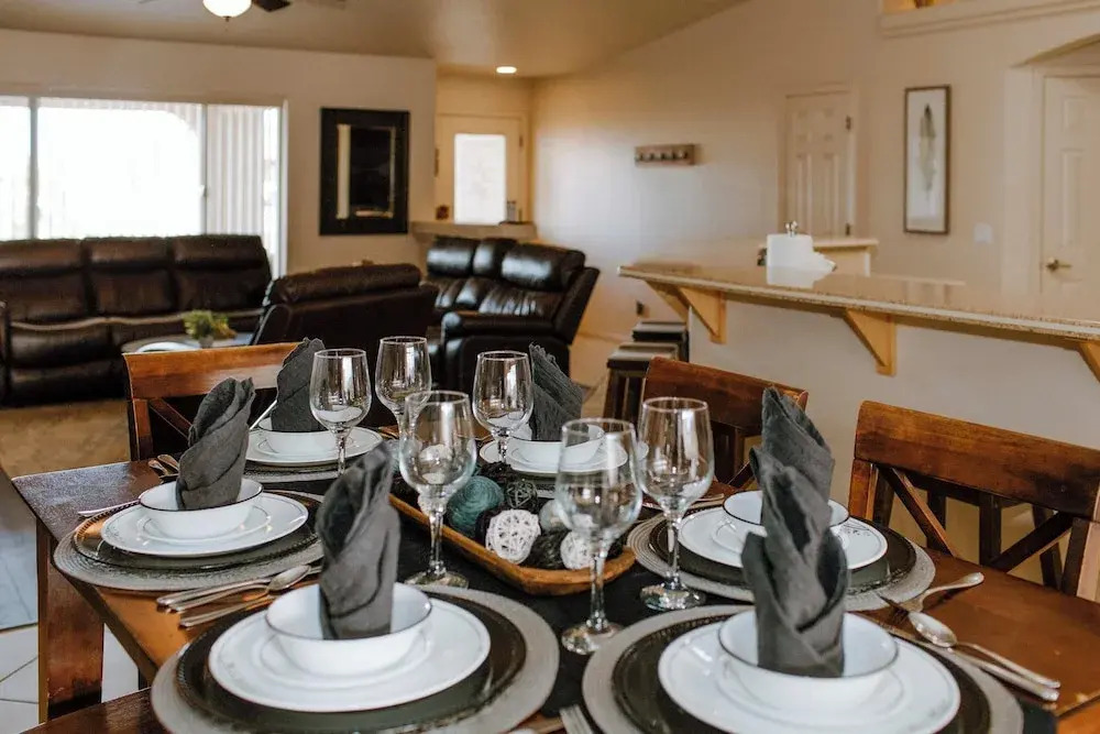 Pool + Jacuzzi: Lake Havasu Home! — фото 5