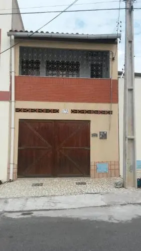Casa 2 Quartos Mobiliada Cambeba - Com Garagem
