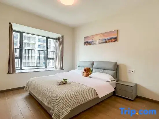 2 Bedrooms Suite with garden view