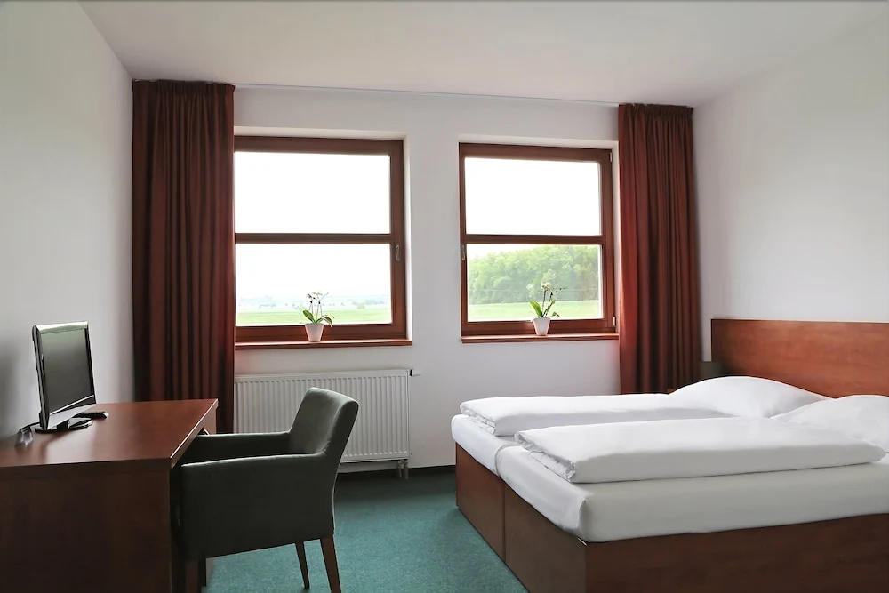 Sporthotel Hostivice - Général