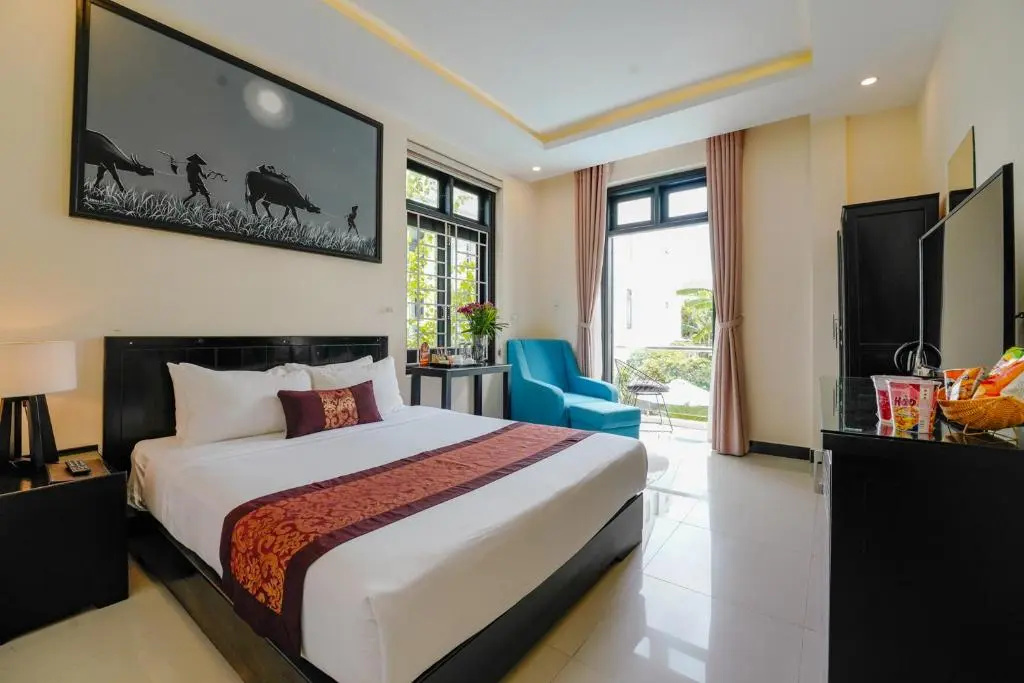 Standard Double room with balcony (full double bed)