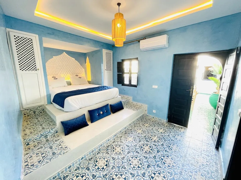 Standard Double room with garden view (full double bed)