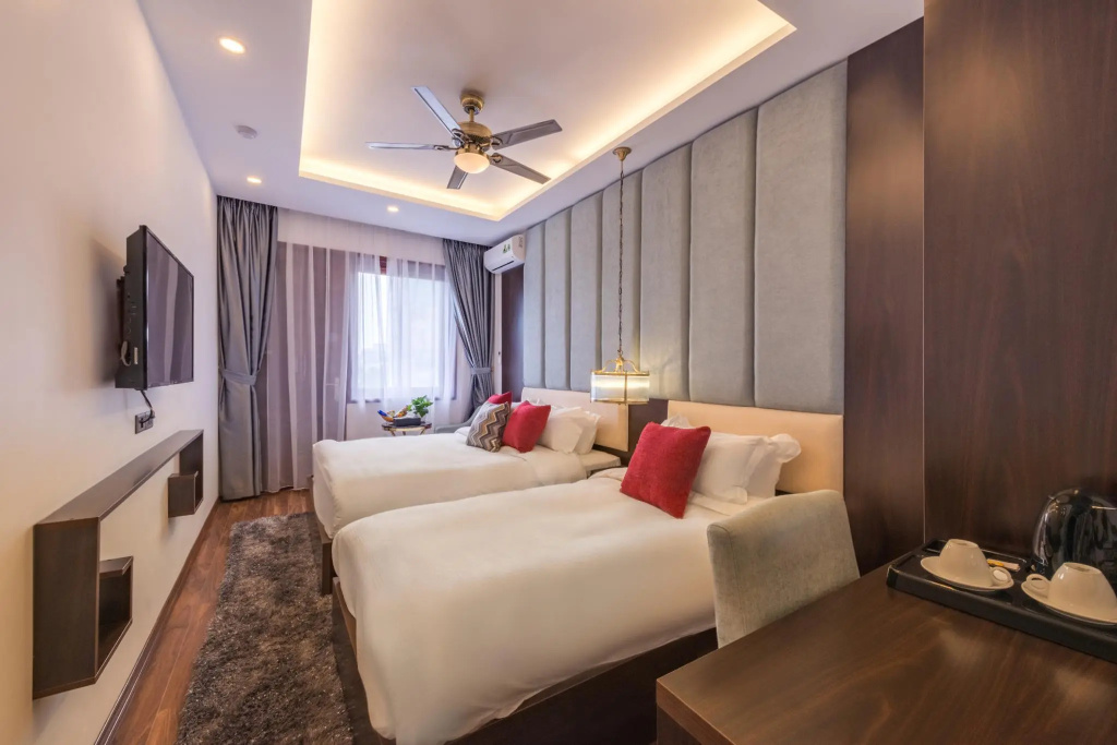 Standard Triple Family room