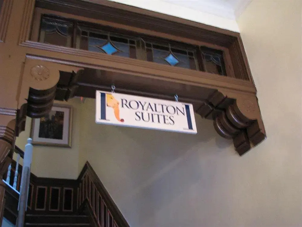 Royalton Suites
