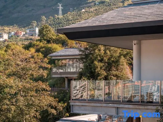 Nujiang Lushui Anyu · A'duo Hillside Cliff Resort Hotel