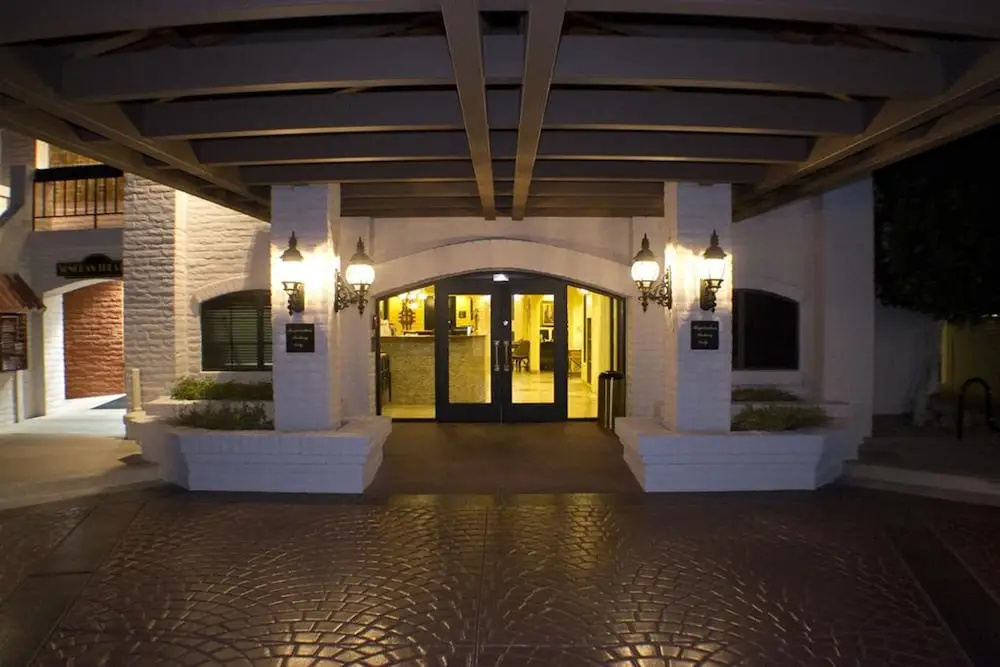 Scottsdale Camelback Resort VRHost