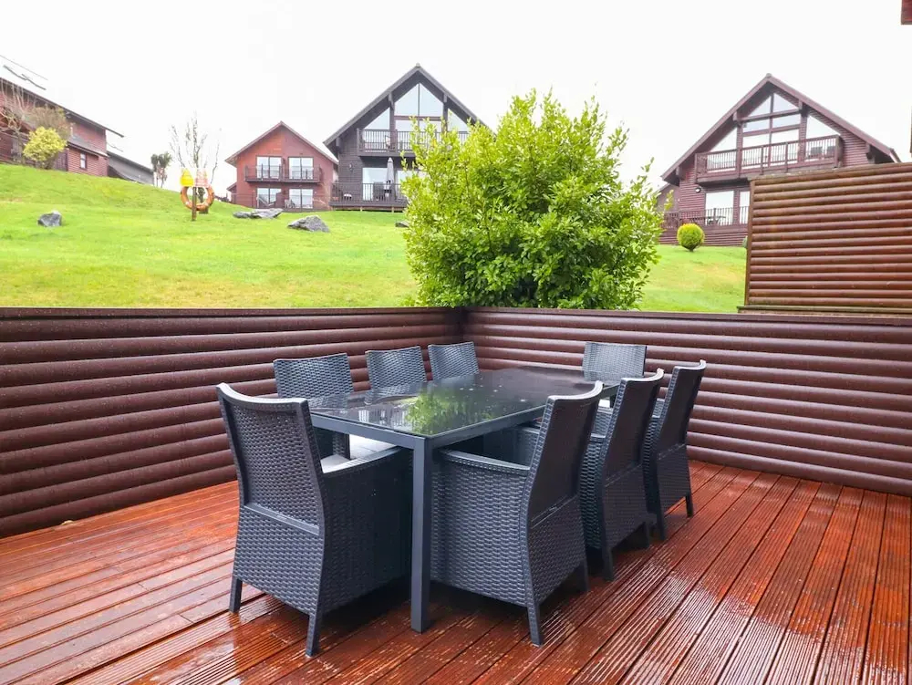 雙人木屋，配有雙人床
