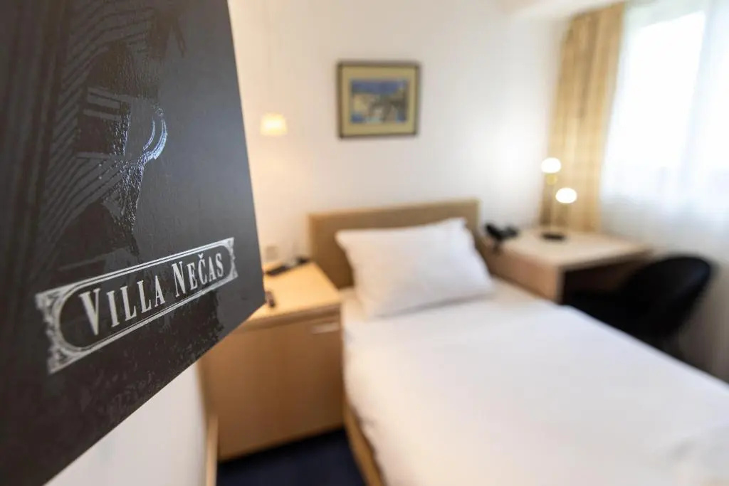 Hotel Villa Necas - Chambres