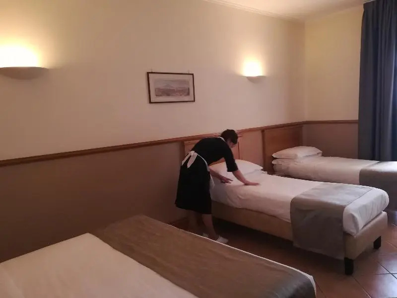 Hotel Leopardi - Chambres