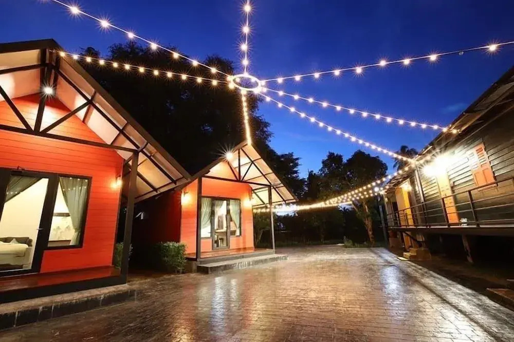 ST Resort
