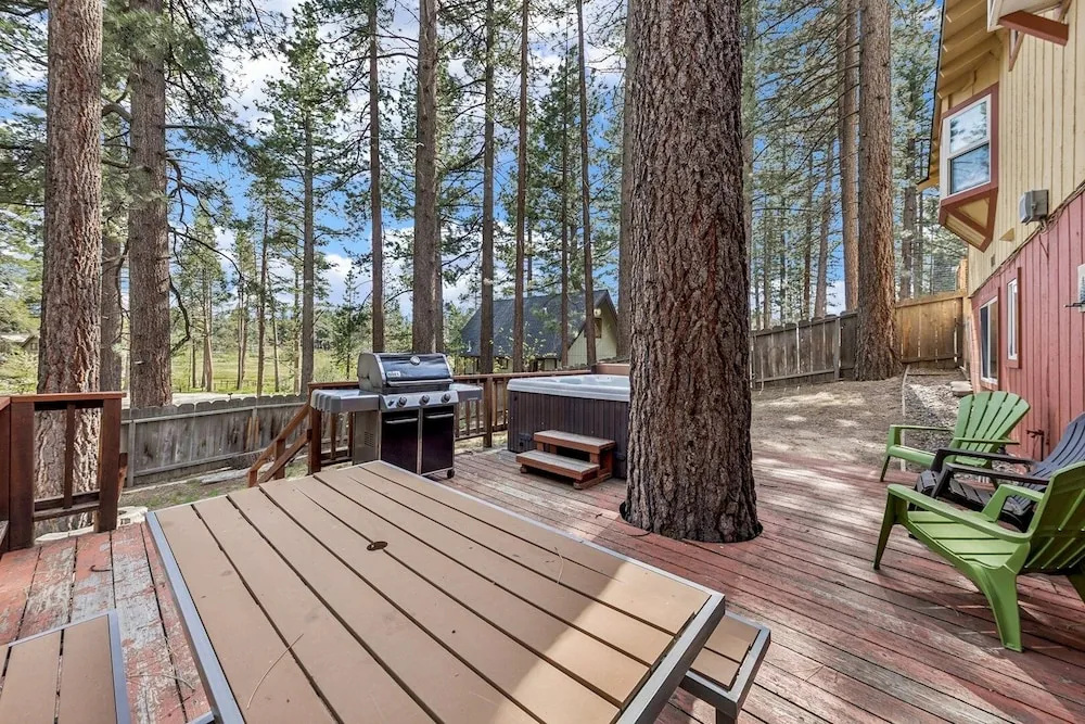 838 Placer Avenue 4 Bedroom Home