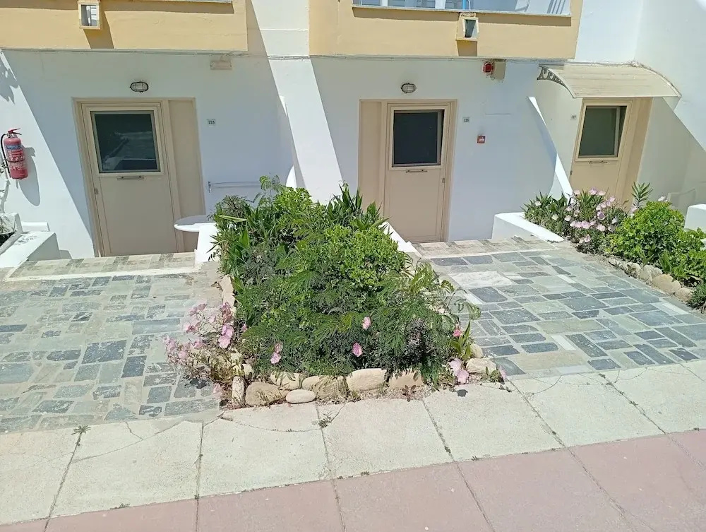Economy Double Basement room with balcony (twin beds)