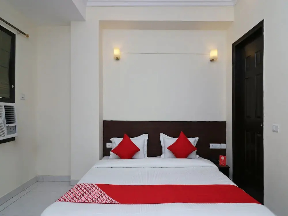 OYO Flagship DLF Mega Mall - Chambres