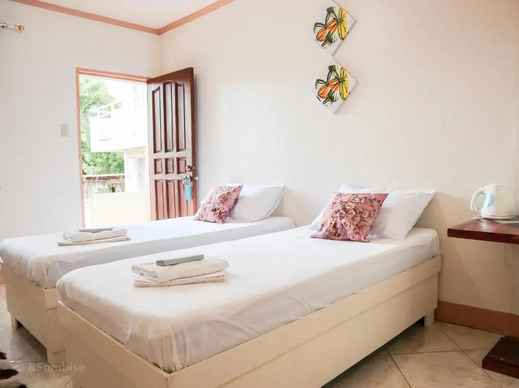 Standard Double room (twin beds)