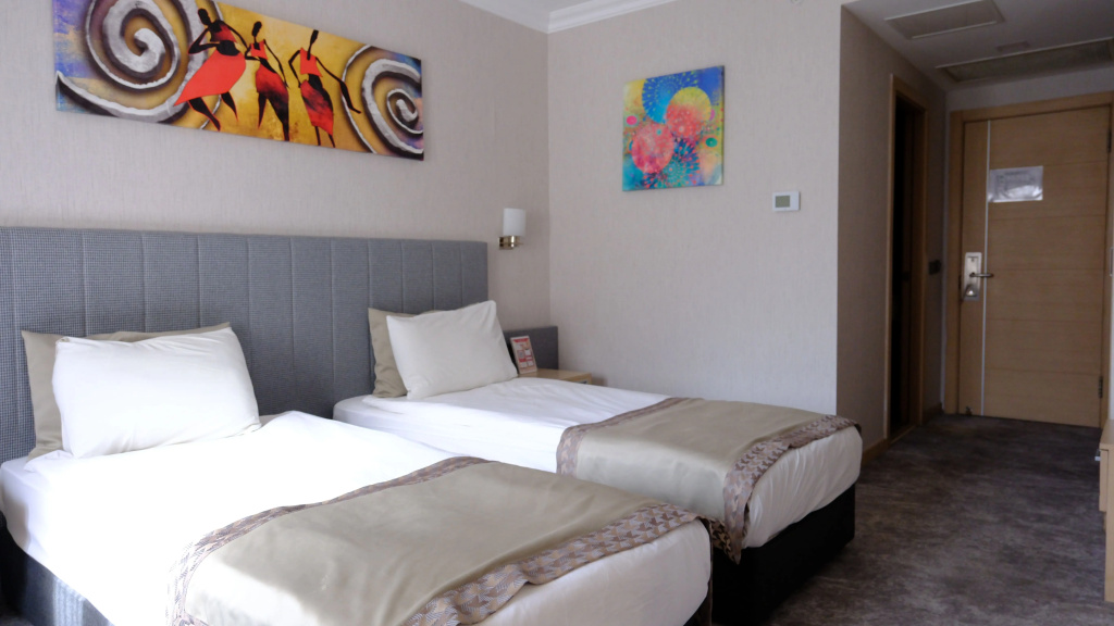 Midas Hotel — 5
