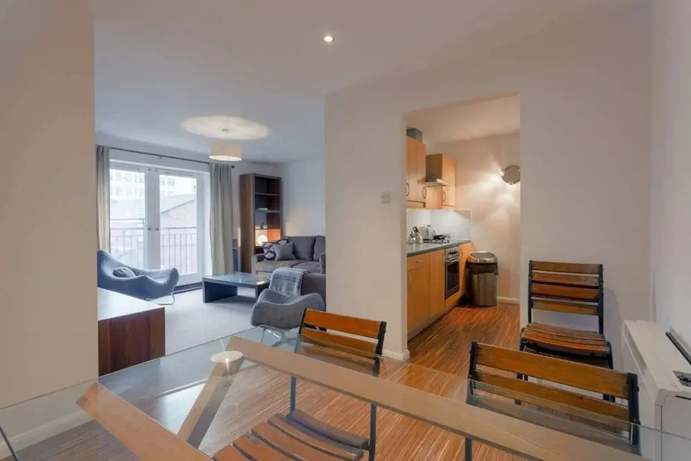 59 Chicksand Apartment