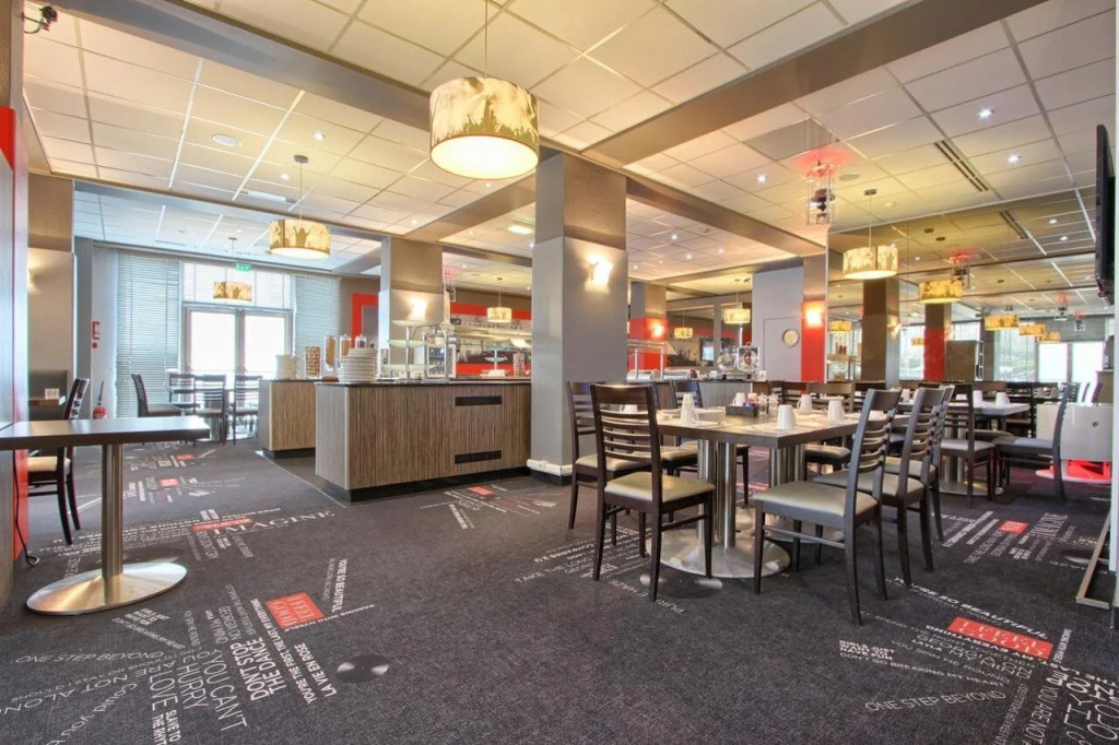 Best Western Plus Paris Orly Airport 8